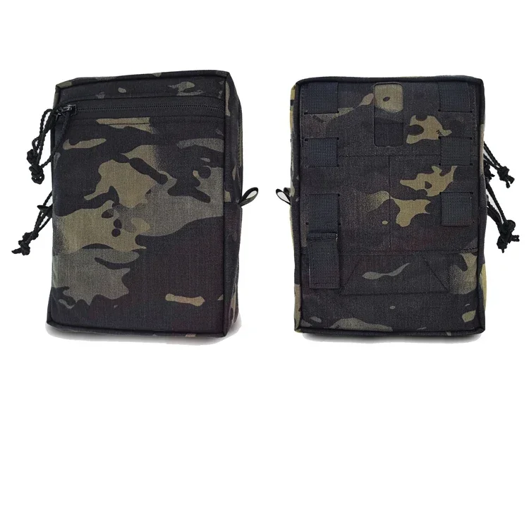 Bolsa aplicada a un portaequipo con sistema MOLLE