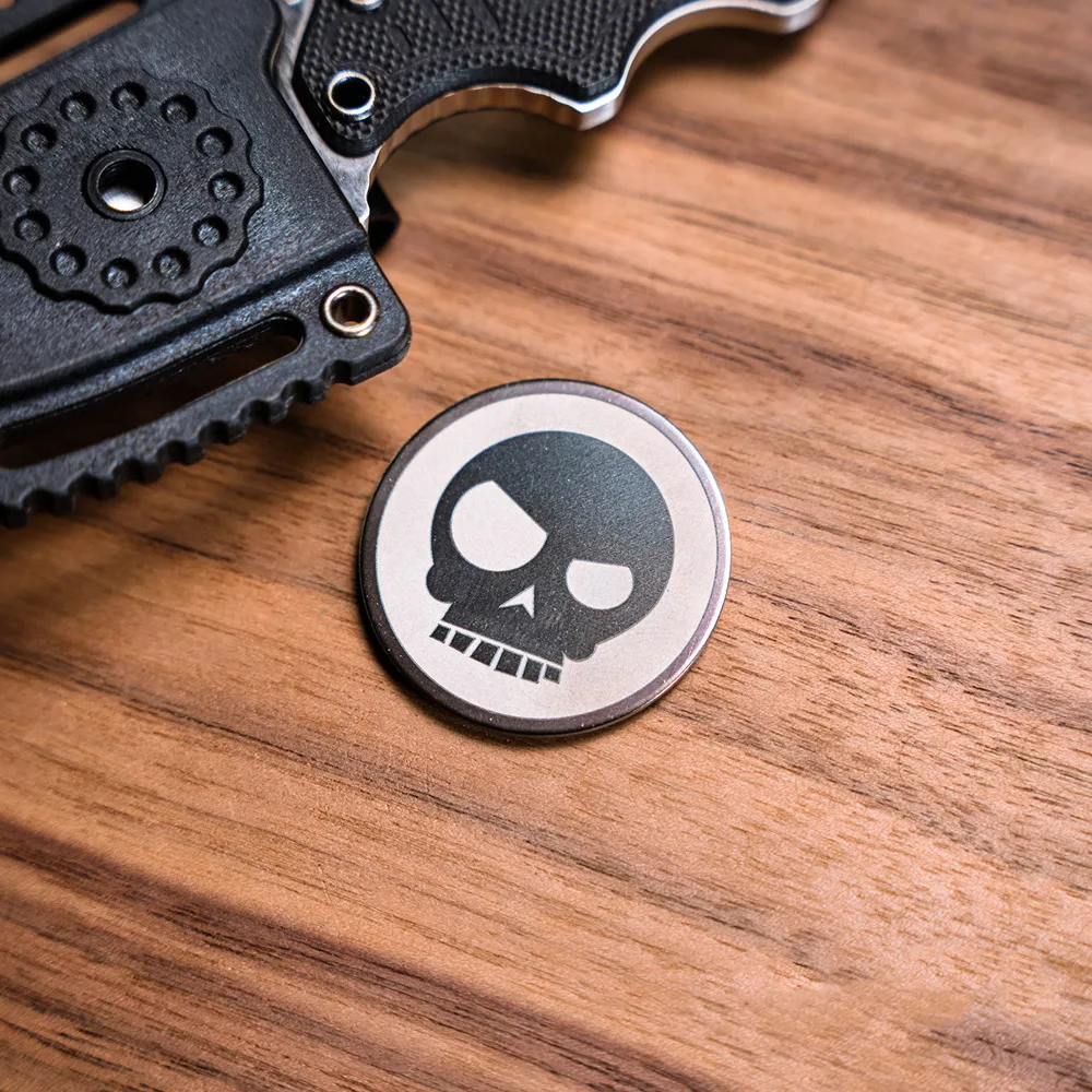 Parche táctico calavera titanio MOLLE – Adorno chaleco y mochila - imagen 2
