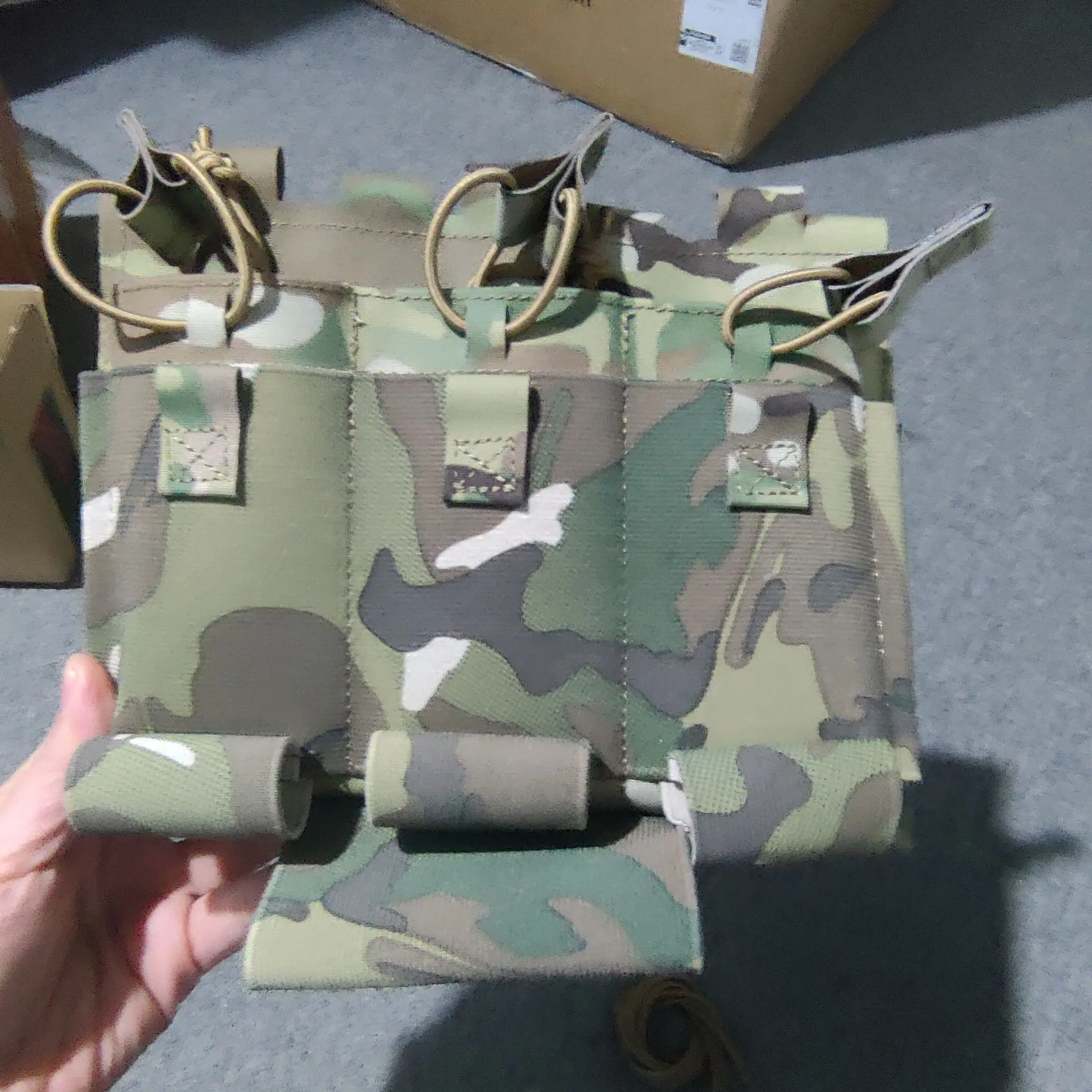 Panel frontal táctico OR con bolsa elástica multicapa para cargadores - imagen 5