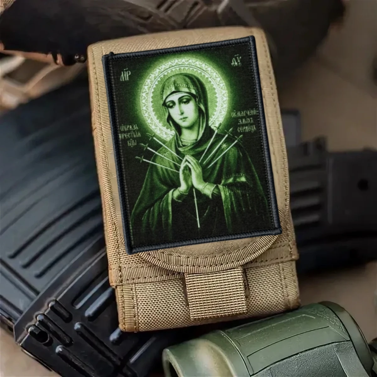 Parche táctico Virgen María impreso con gancho y bucle para mochila - imagen 5