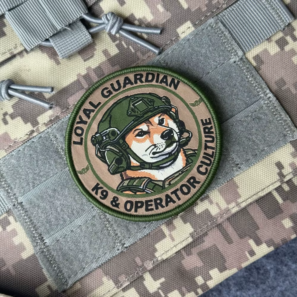 Parche bordado K9 Loyalian Guardian con velcro MOLLE táctico - imagen 3
