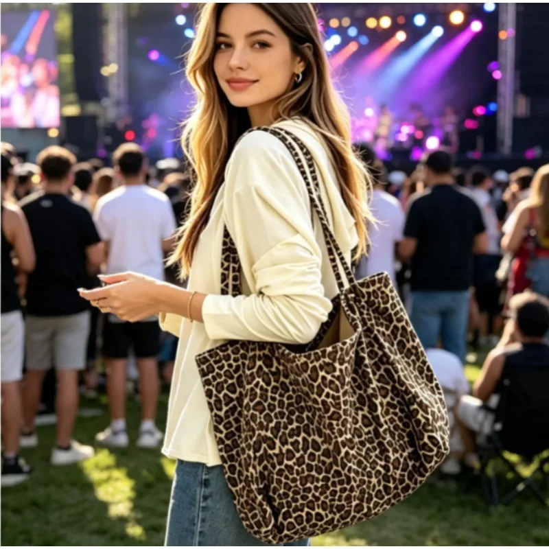 Bolso de hombro de lona con estampado de leopardo y gran capacidad - imagen 2