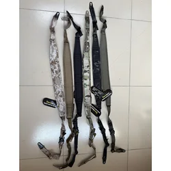 Correa táctica de hombro MOLLE con diseño láser multifunción