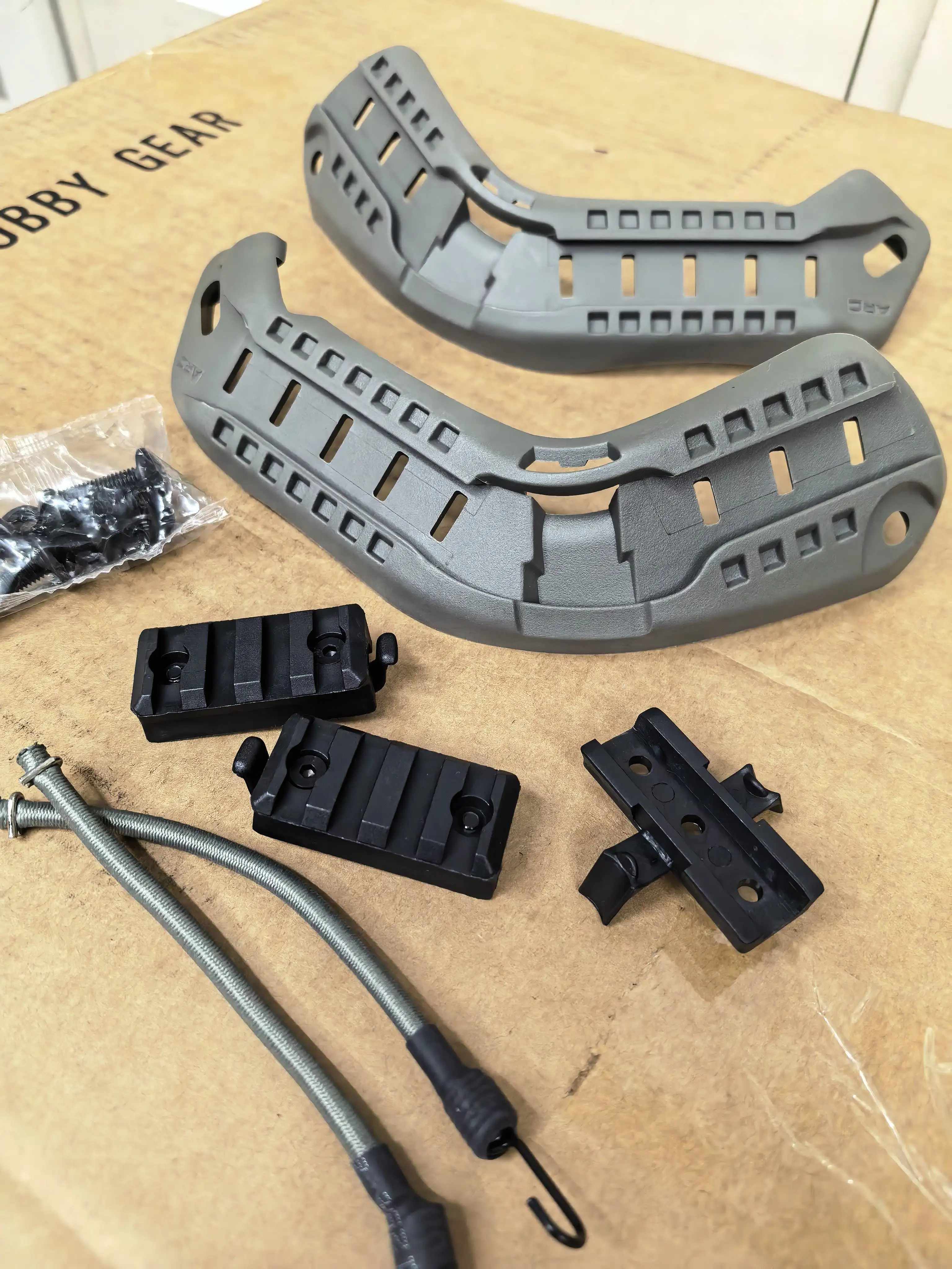 FMA ARC Kit montaje riel lateral universal para casco ACH ECH MICH