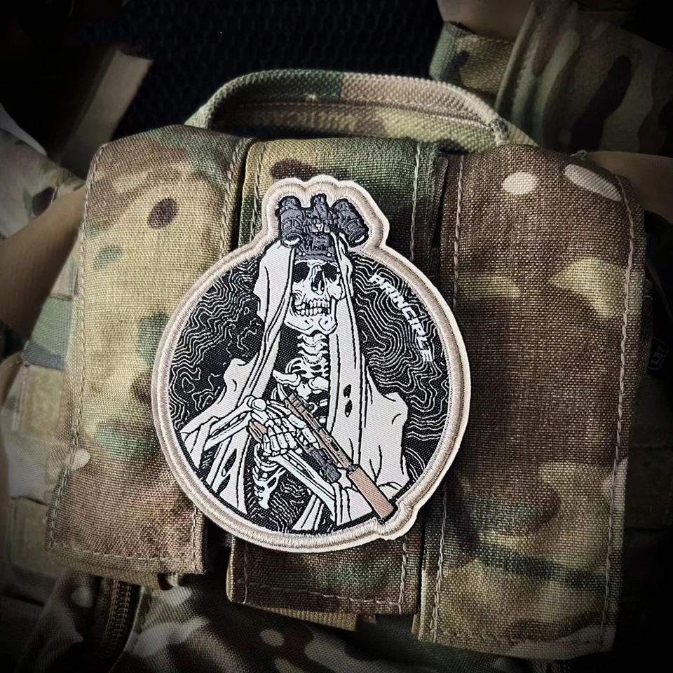 Parche bordado esqueleto Fantasma insignia táctica para mochila - imagen 4