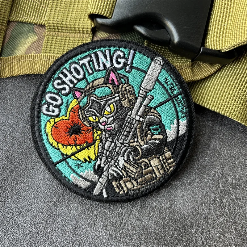 Diseño bordado para insignias y uso práctico