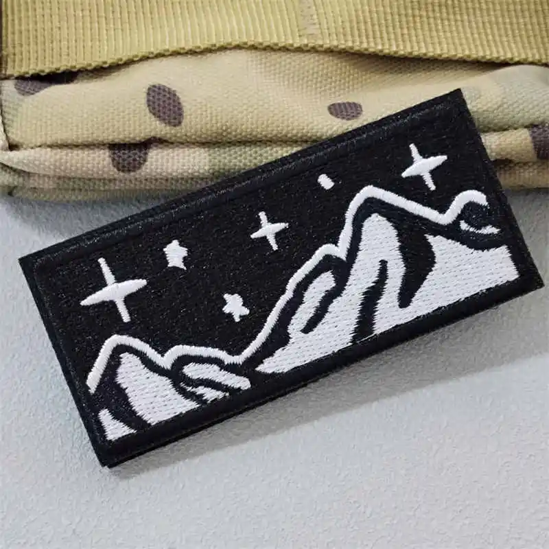 Parche táctico bordado Mountain Star para chaleco y mochila con velcro - imagen 3
