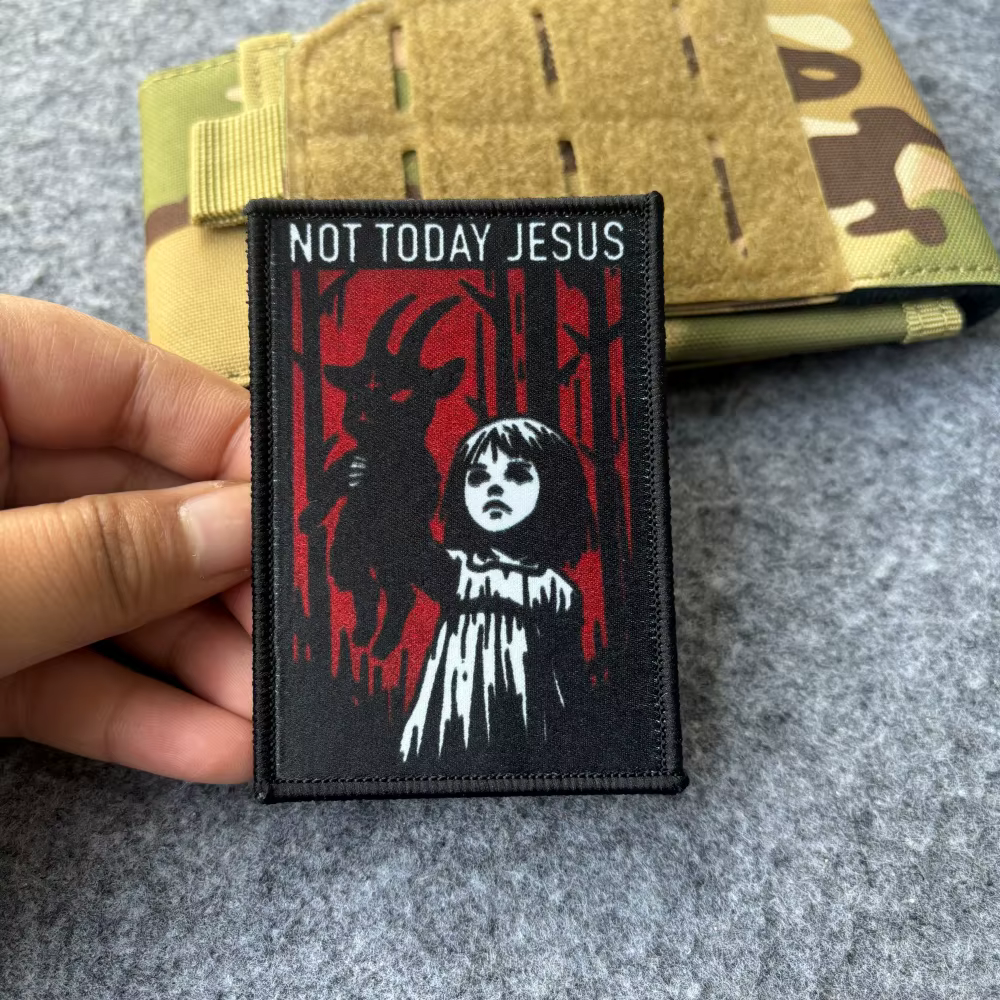 Parche táctico “Not Today” con diseño