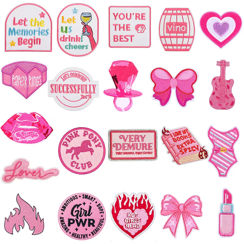 Parche termoadhesivo bordado rosa infantil para uniformes - imagen 5