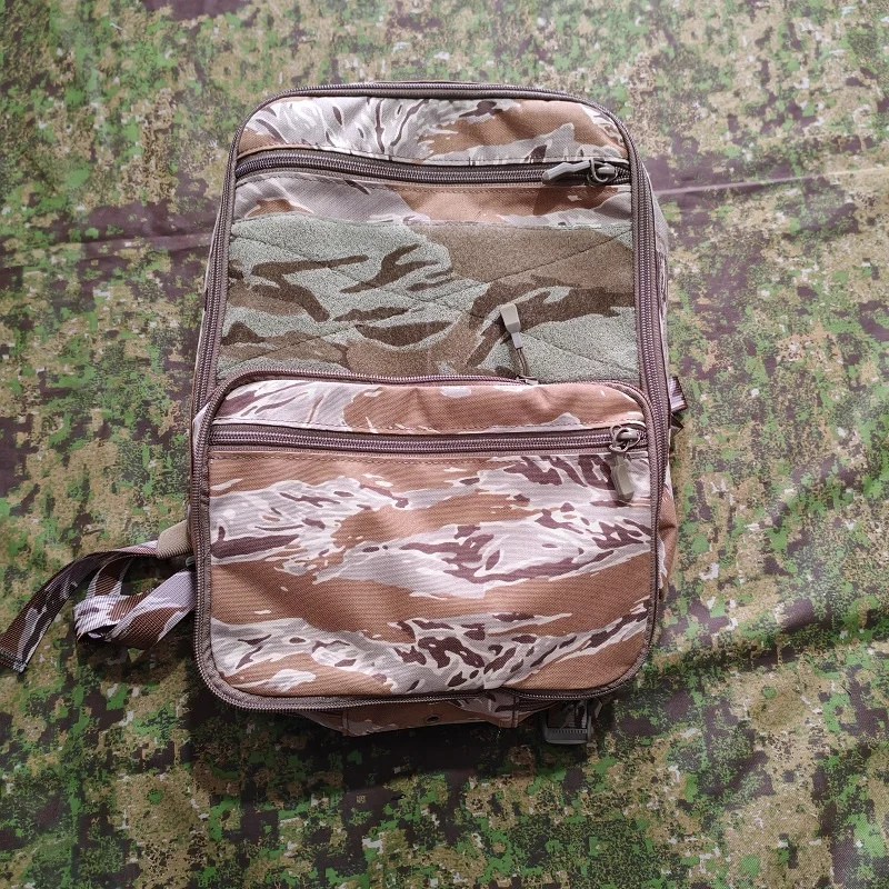 Mochila táctica extensible e impermeable de nailon - imagen 4
