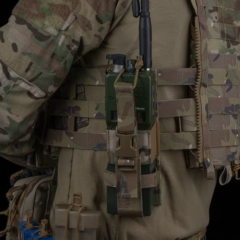 Bolsa radio táctica Serie R con MOLLE para Walkie Talkie y placa - imagen 3