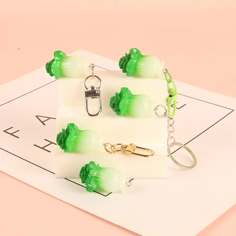 Llavero de resina hecho a mano con colgante de fruta y verdura - imagen 4