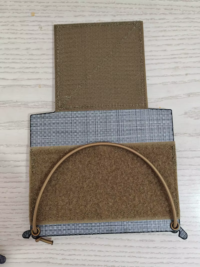 Panel MOLLE 12 capas pecho – Sistema T - imagen 4