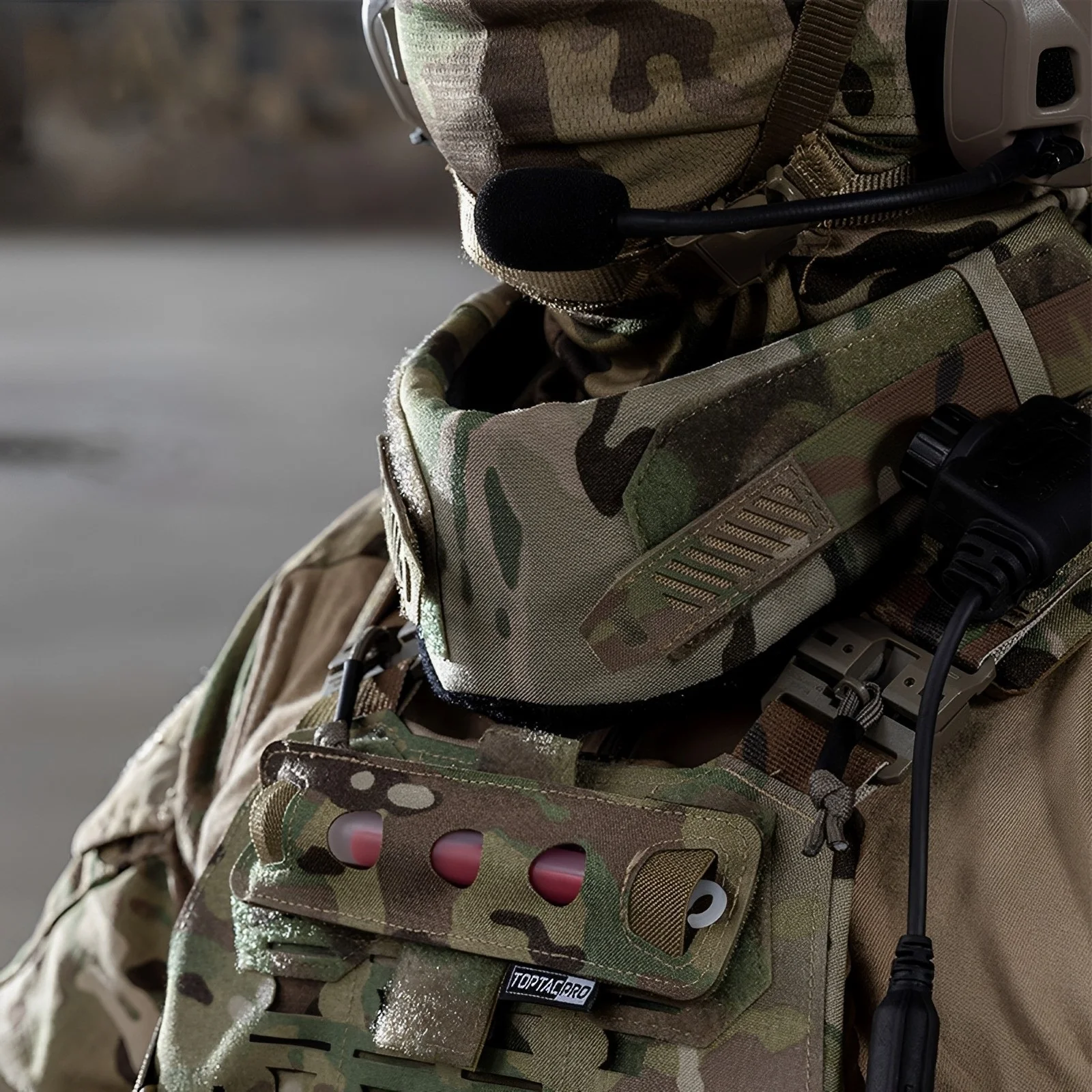 Protector cervical universal para chaleco táctico y airsoft paintball - imagen 2