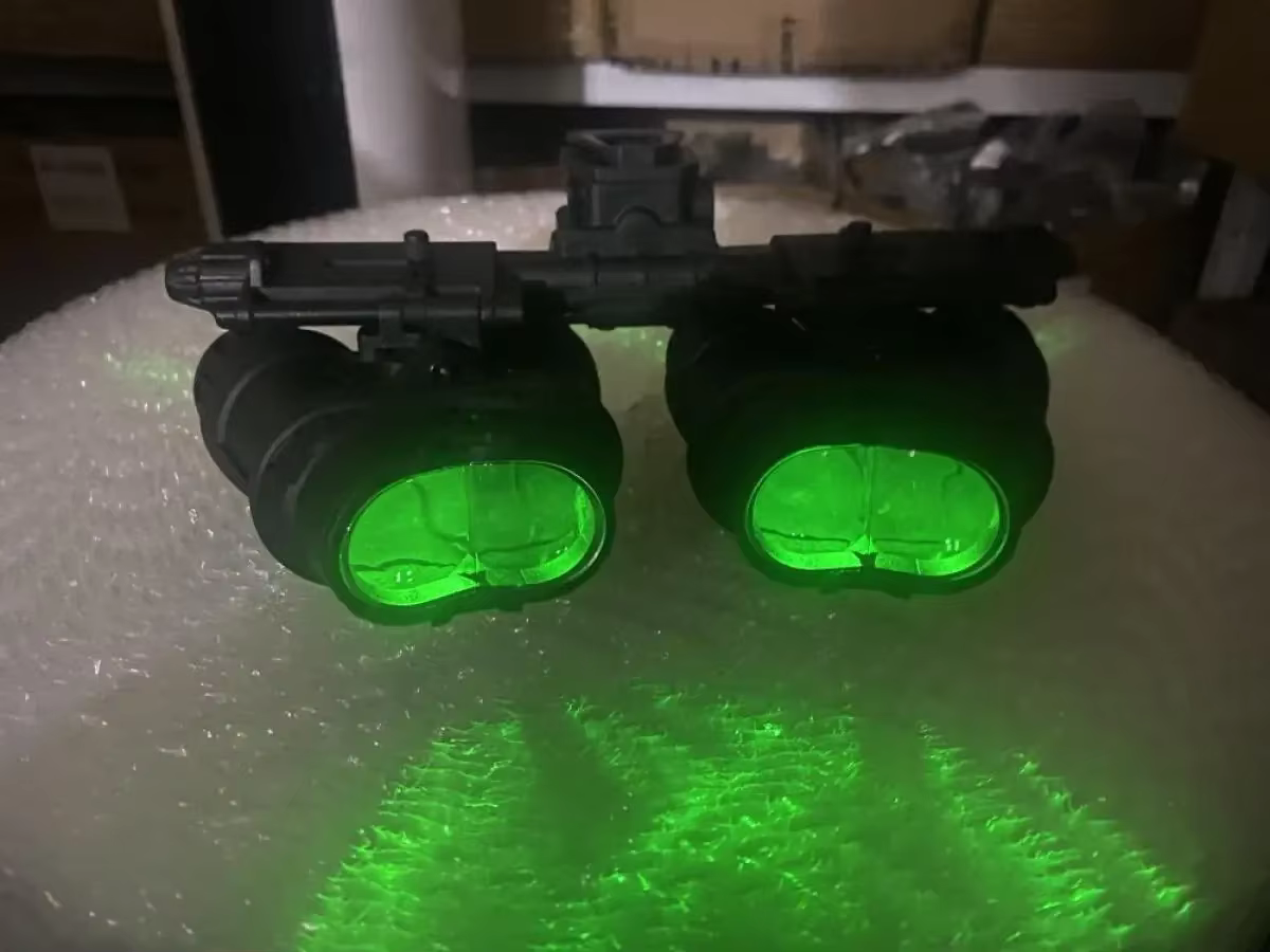 GPNVG18 Visión nocturna para casco táctico con montaje - imagen 2