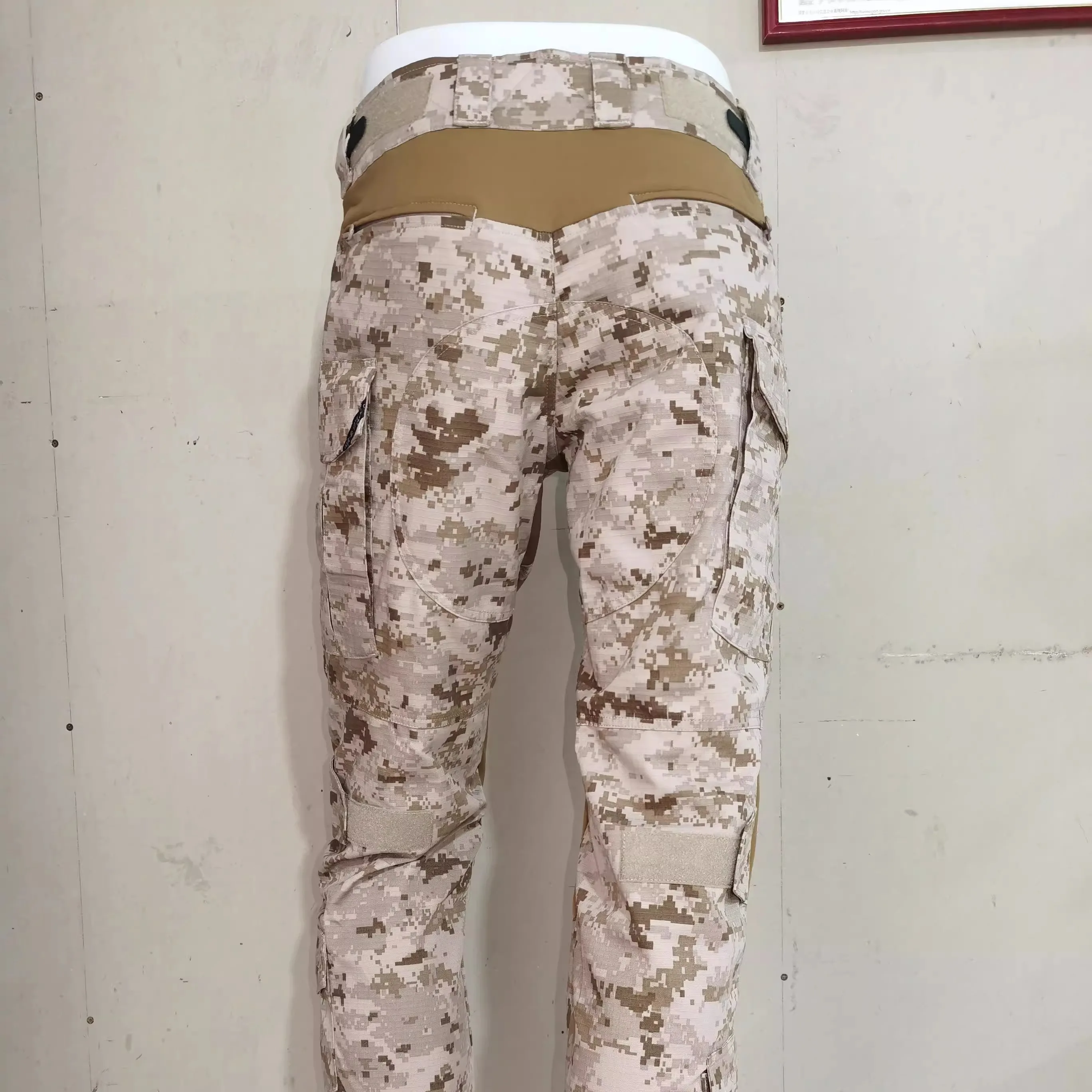 Pantalones Tácticos G3 AOR1 Ripstop Algodón-Poliéster Camuflaje Desierto - imagen 5