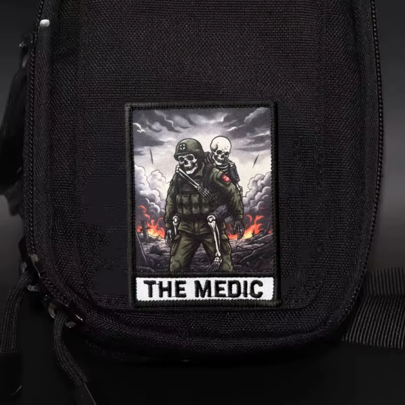 Aplicación sobre mochila y tejido
