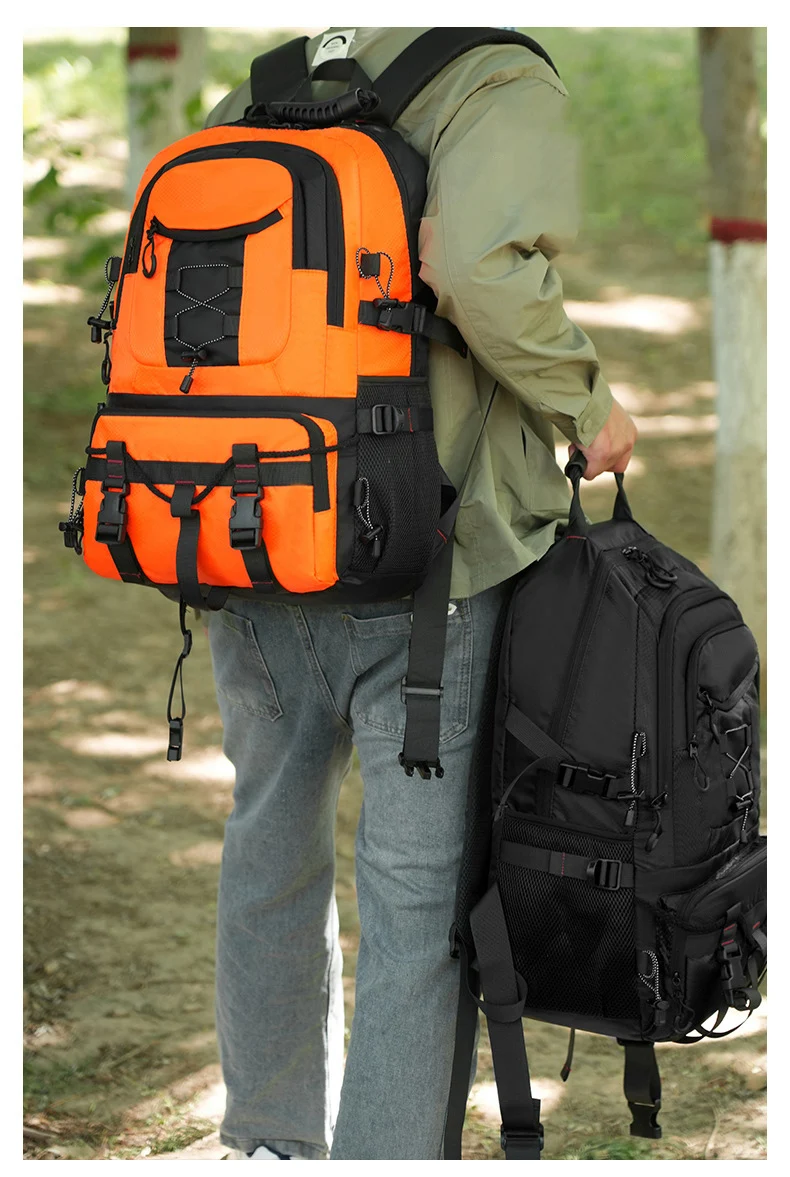Interior de la mochila con bolsillo acolchado para portátil