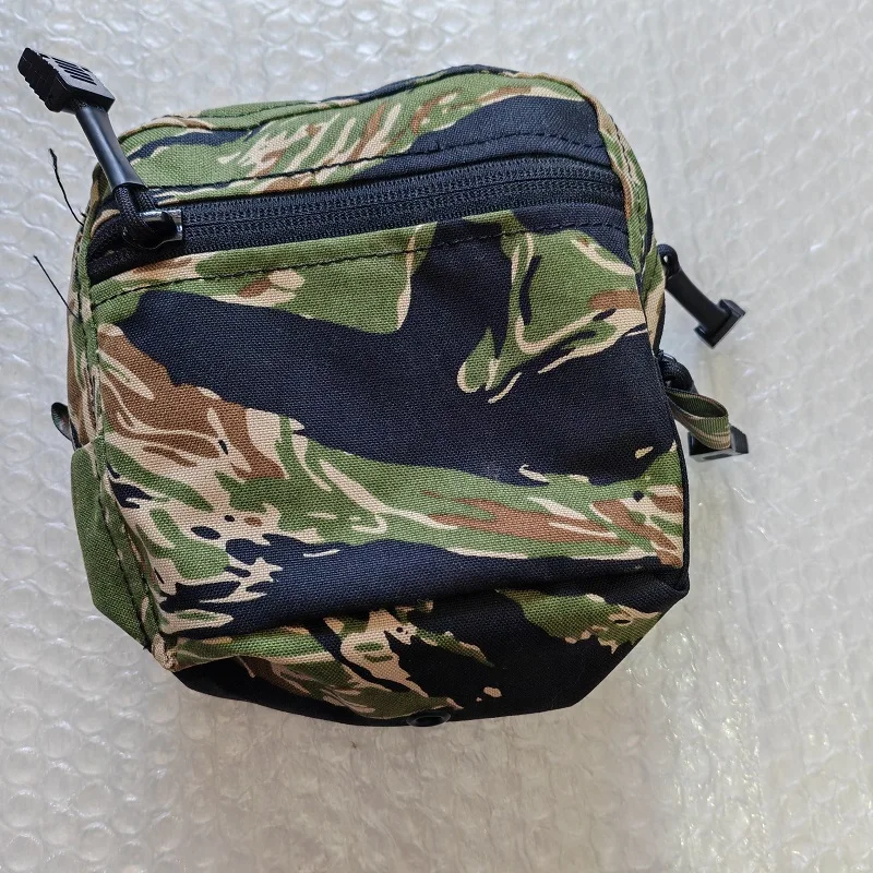 Bolsa táctica de almacenamiento en nailon resistente - imagen 5