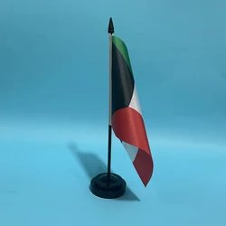 Bandera nacional Kuwait en poliéster para decoración de escritorio