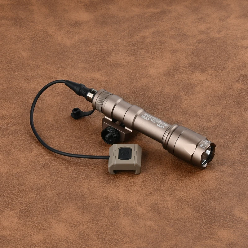 Linterna táctica WADSN para riel Picatinny, alta potencia Airsoft - imagen 4