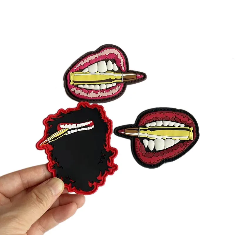 Parche táctico de PVC con velcro: labios, corazón y patatas fritas - imagen 5