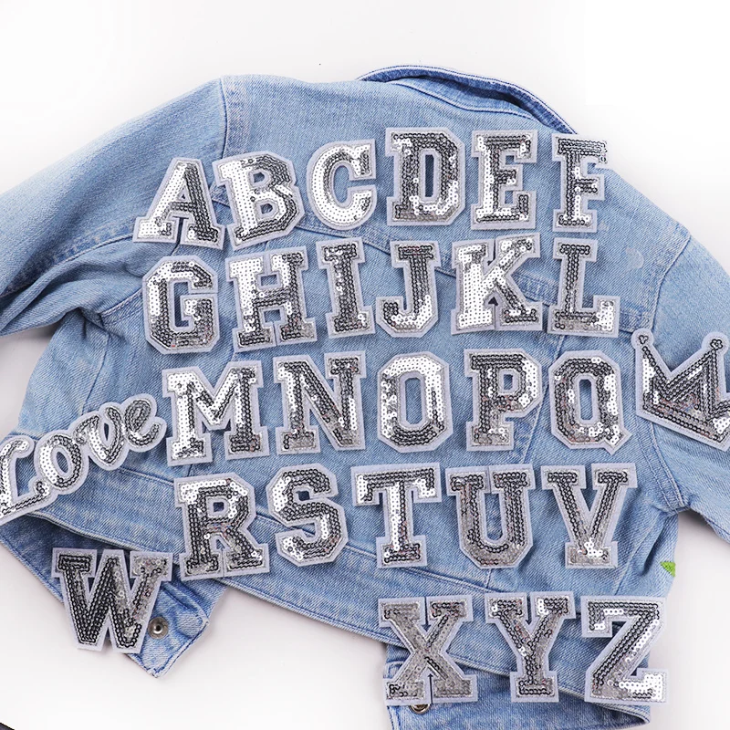 Parches alfabeto bordado A-Z con lentejuelas plateadas para coser - imagen 2