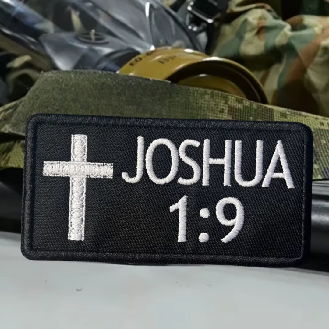 Parche versículo Josué 1:9 aplicación en mochila táctica