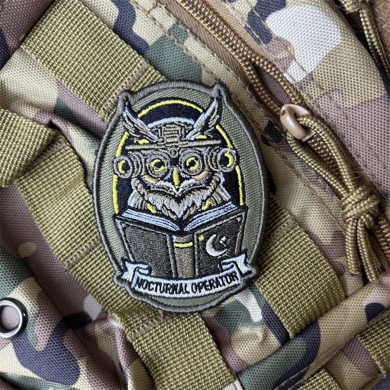 Parche táctico bordado búho insignia moral con gancho y bucle