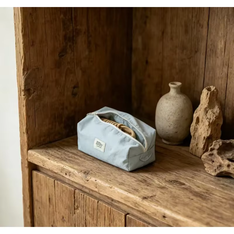 Bolsa de viaje impermeable para cosméticos, ropa y zapatos - imagen 2
