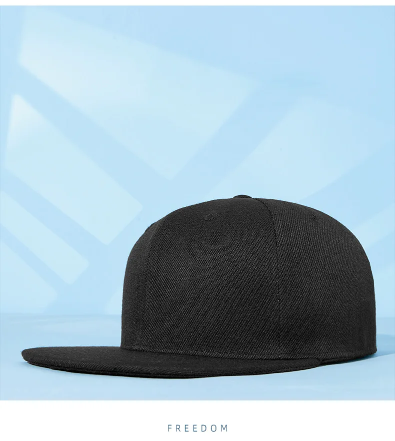 Gorra en uso con look casual