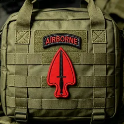 Parche táctico Airborne con letras bordadas y velcro para mochila
