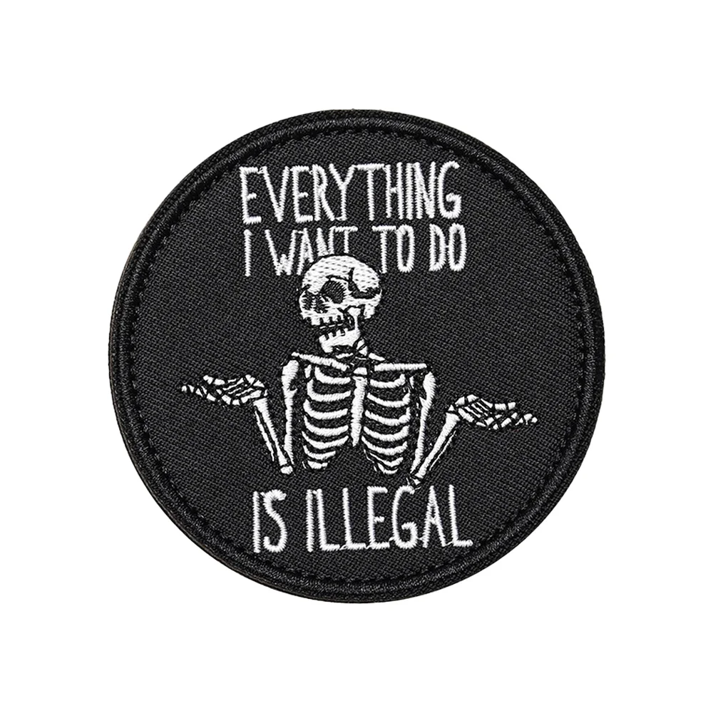Parche ILLEGAL con diseño de meme y texto