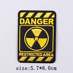 Parche bordado señal prohibida para ropa – uso practico resistente
