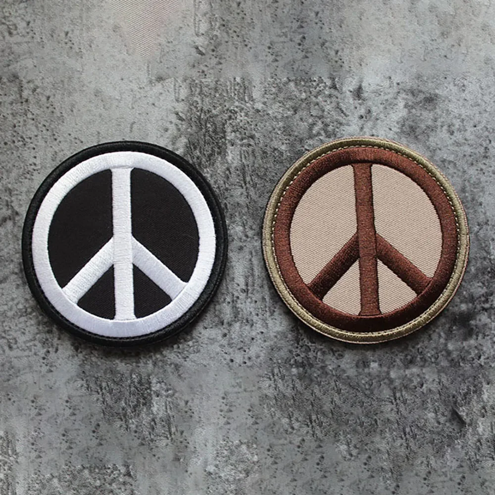 Parche moral bordado símbolo paz – Táctico velcro para mochila - imagen 2