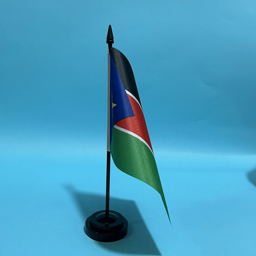 Bandera de Sudán del Sur en poliéster para interior y oficina - imagen 5