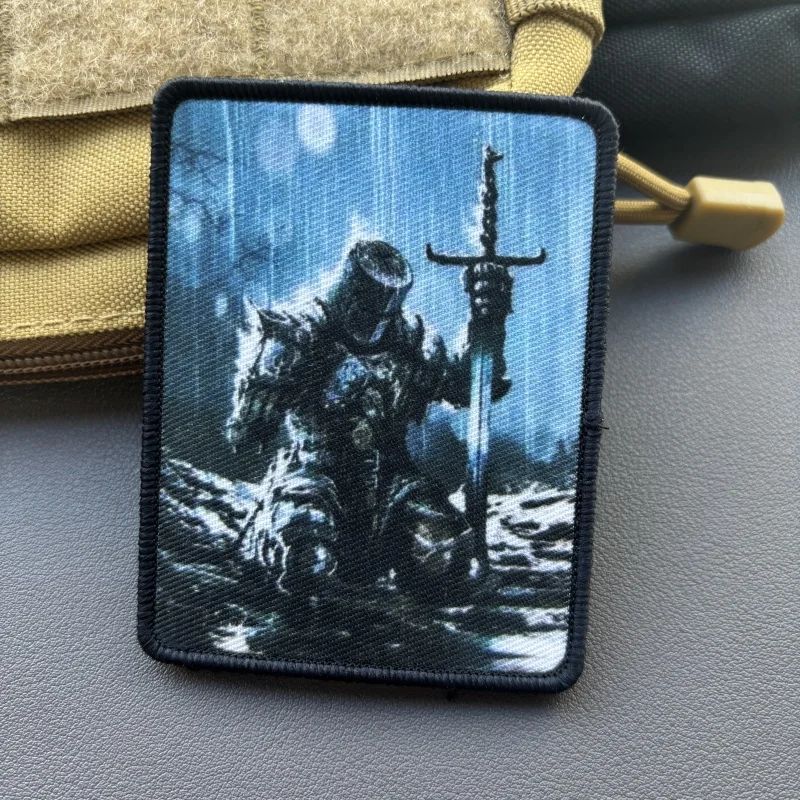 Variante del parche morale patch military en otro ángulo para apreciar colores y dimensiones