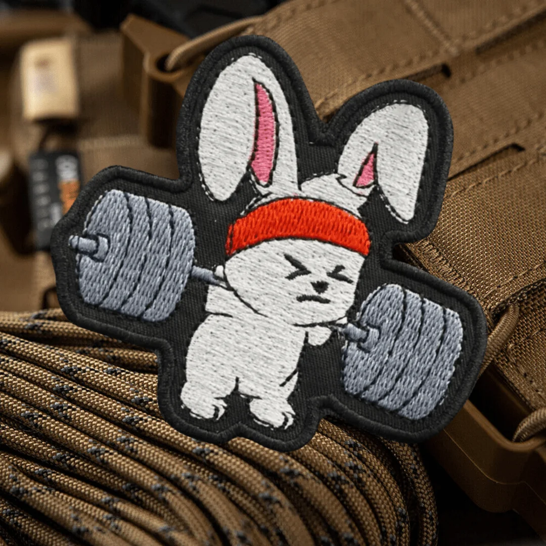 Parche táctico de conejo con diseño bordado para mochila