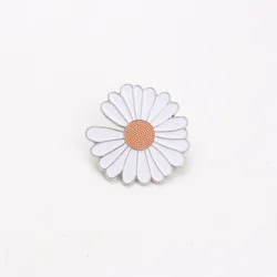 Alfiler esmaltado margaritas – Broche floral para vestir