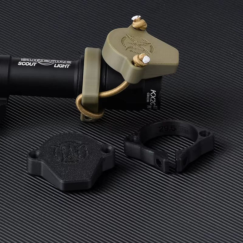 KDA funda de nylon para linterna táctica con sureflector - imagen 3