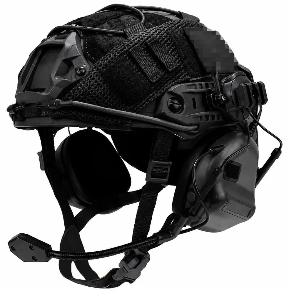 Casco con diseño de ventilación y cobertura