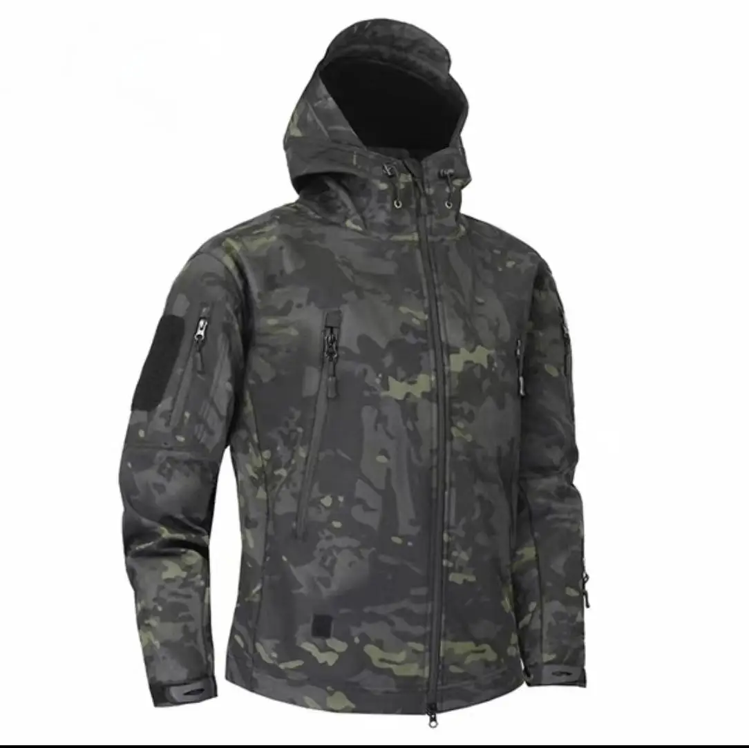 Detalle de camuflaje y diseño de la prenda