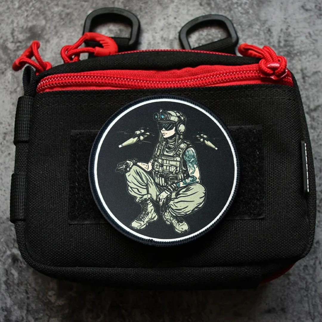 Parche bordado gamer cyberpunk FPV con velcro para mochila - imagen 4
