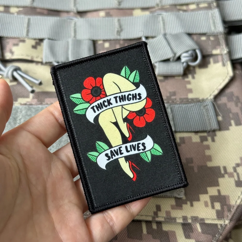 Parche táctico retro floral con velcro para mochila o chaqueta - imagen 3