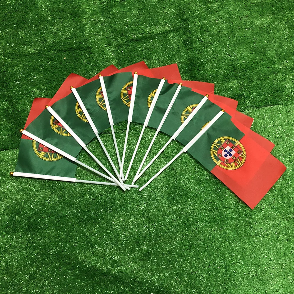 Bandera de Portugal de mano con asta de plástico