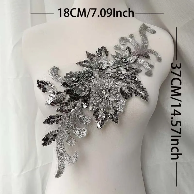 Vista de apliques para coser en cinturones u hombros