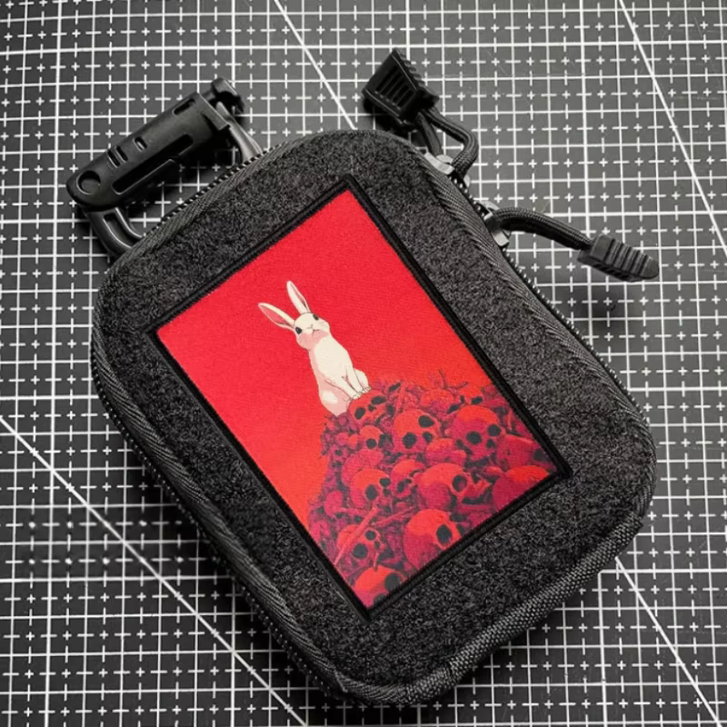 Parche en mochila militar