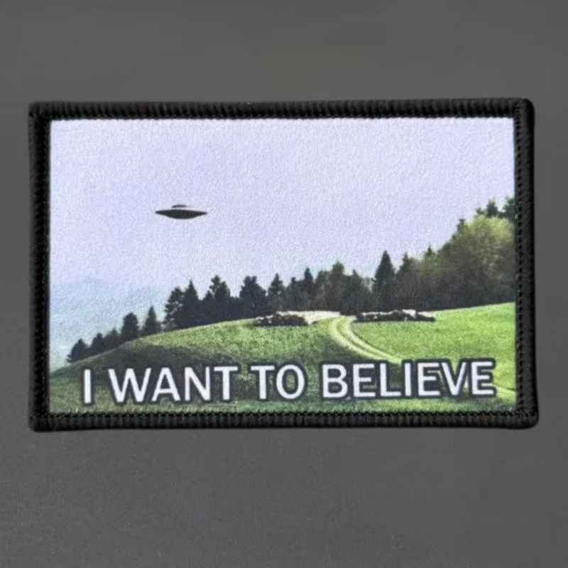 Parche táctico UFO velcro con cierre gancho y bucle para ropa - imagen 2
