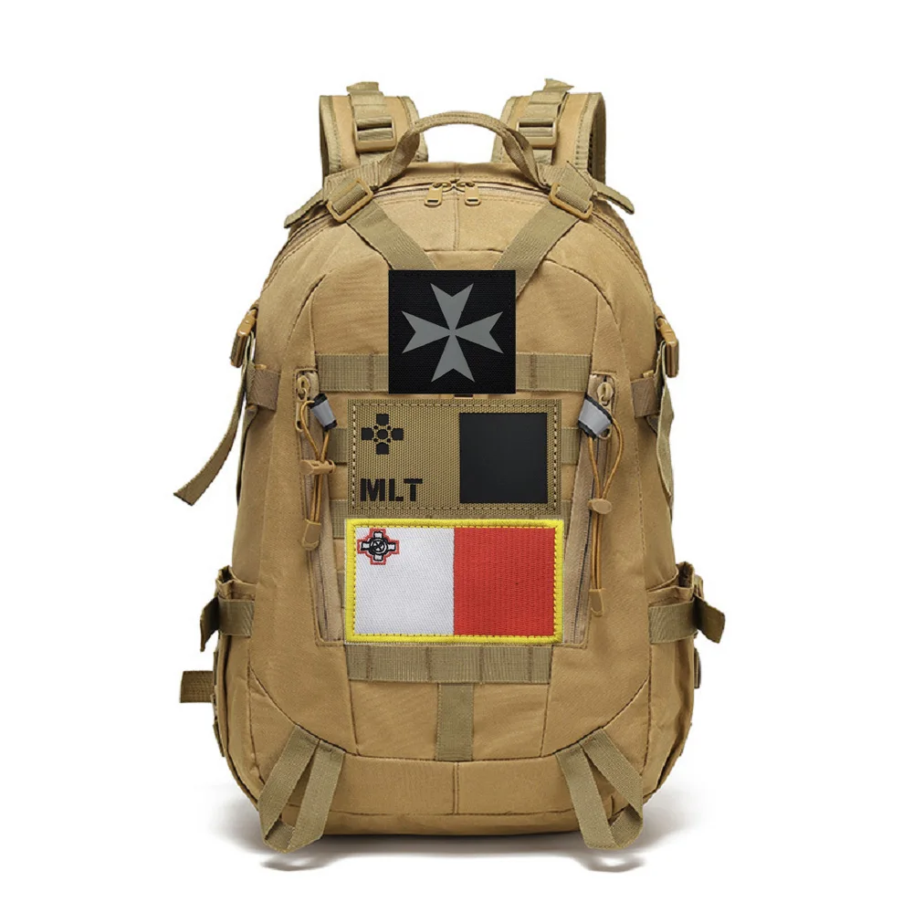 Parche táctico IR bandera Malta láser cortado reflejante - imagen 4