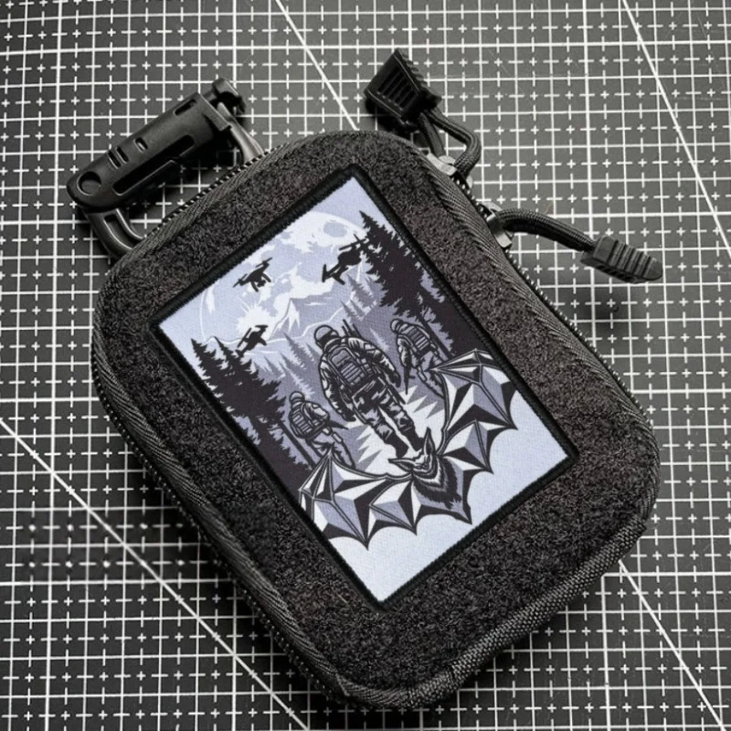Parche Táctico Brigada Nocturna rectangular con velcro para insignia - imagen 5